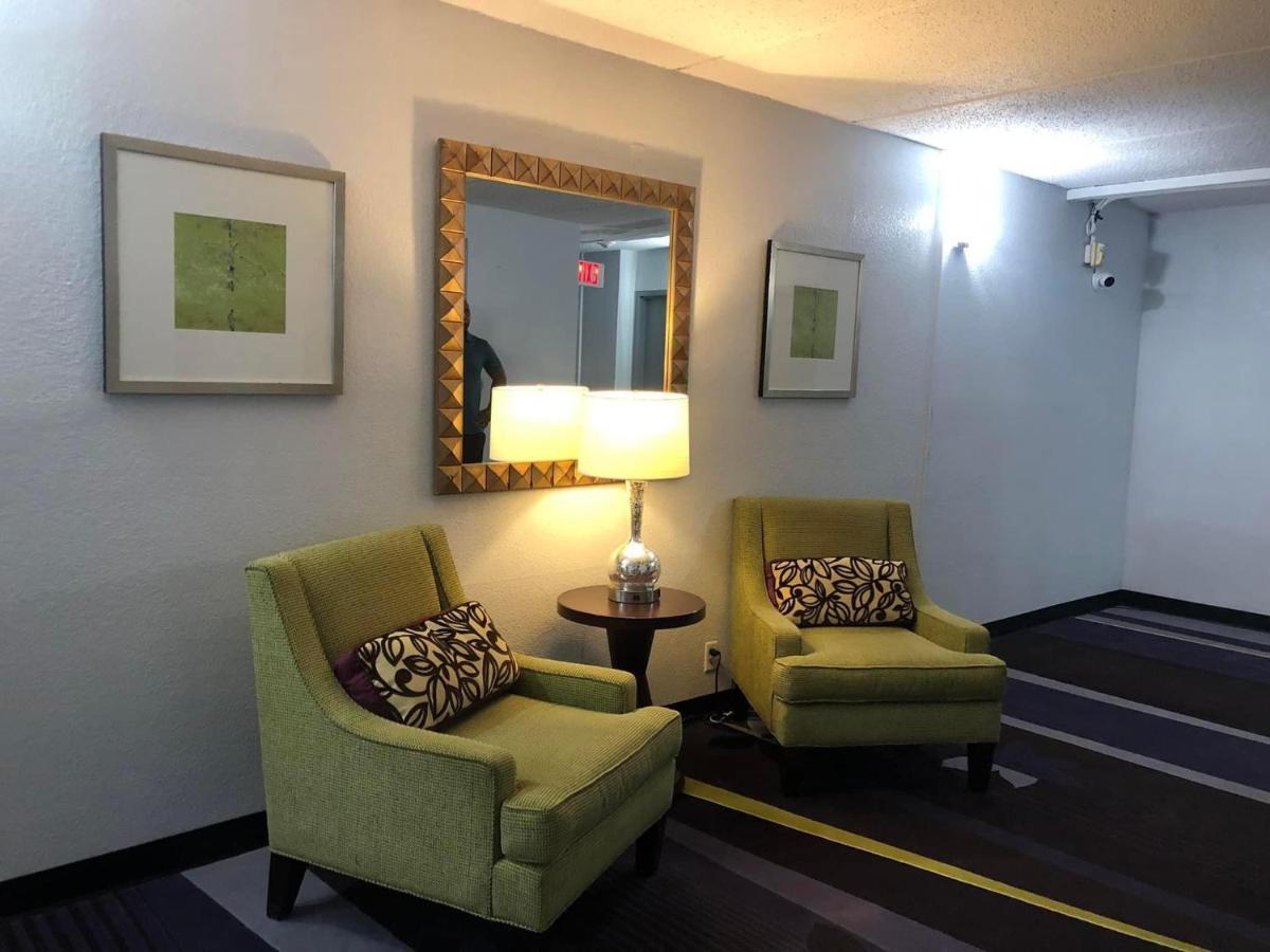 The Grand Spindletop Hotel 2*