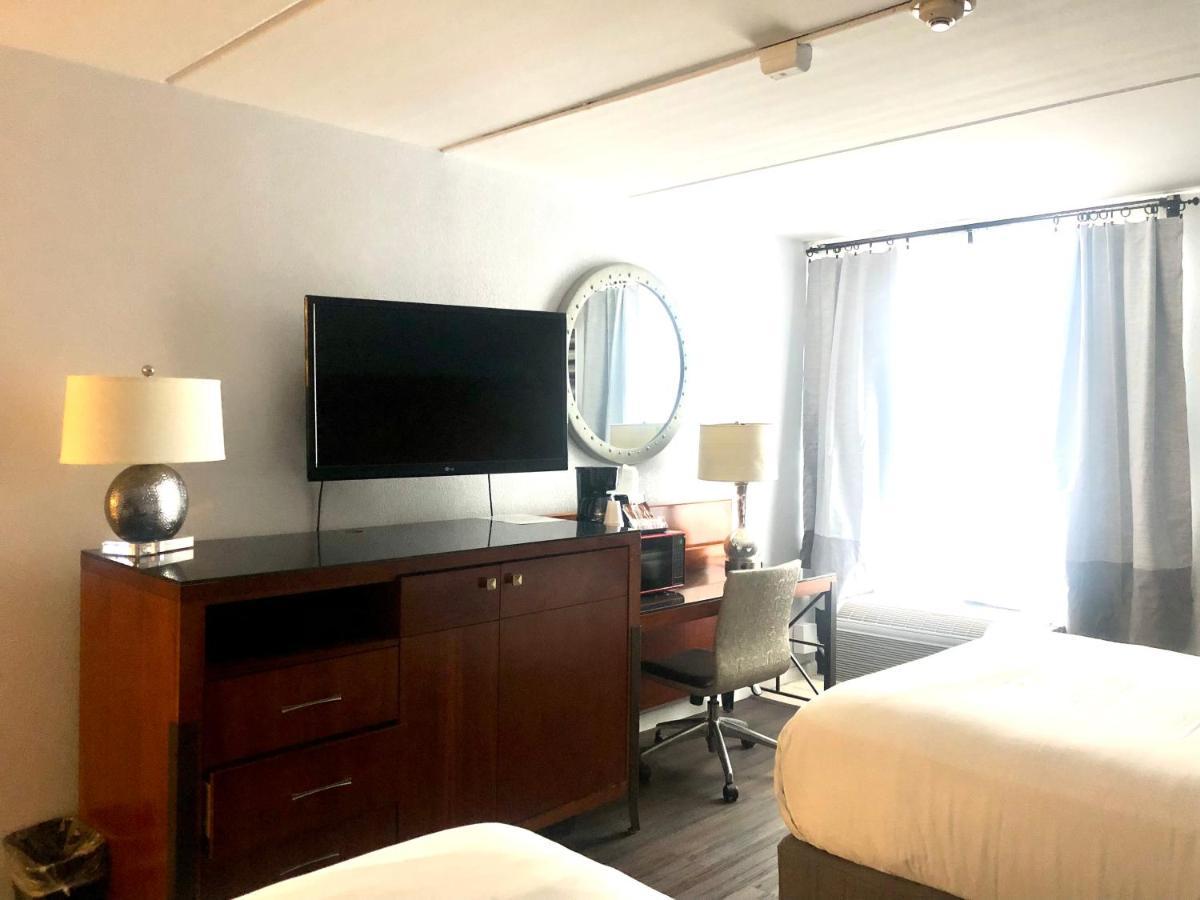 Hotel The Grand Spindletop Beaumont